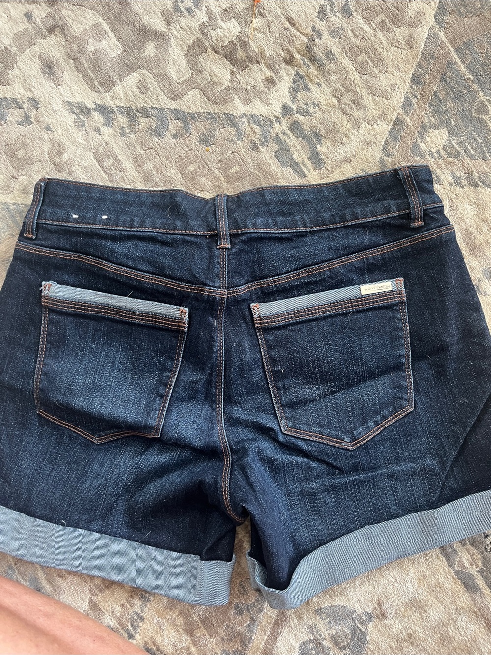 WHITE HOUSE BLACK MARKET Dark Wash Denim 5" Short Women’s Shorts 4 - Picture 3 of 3